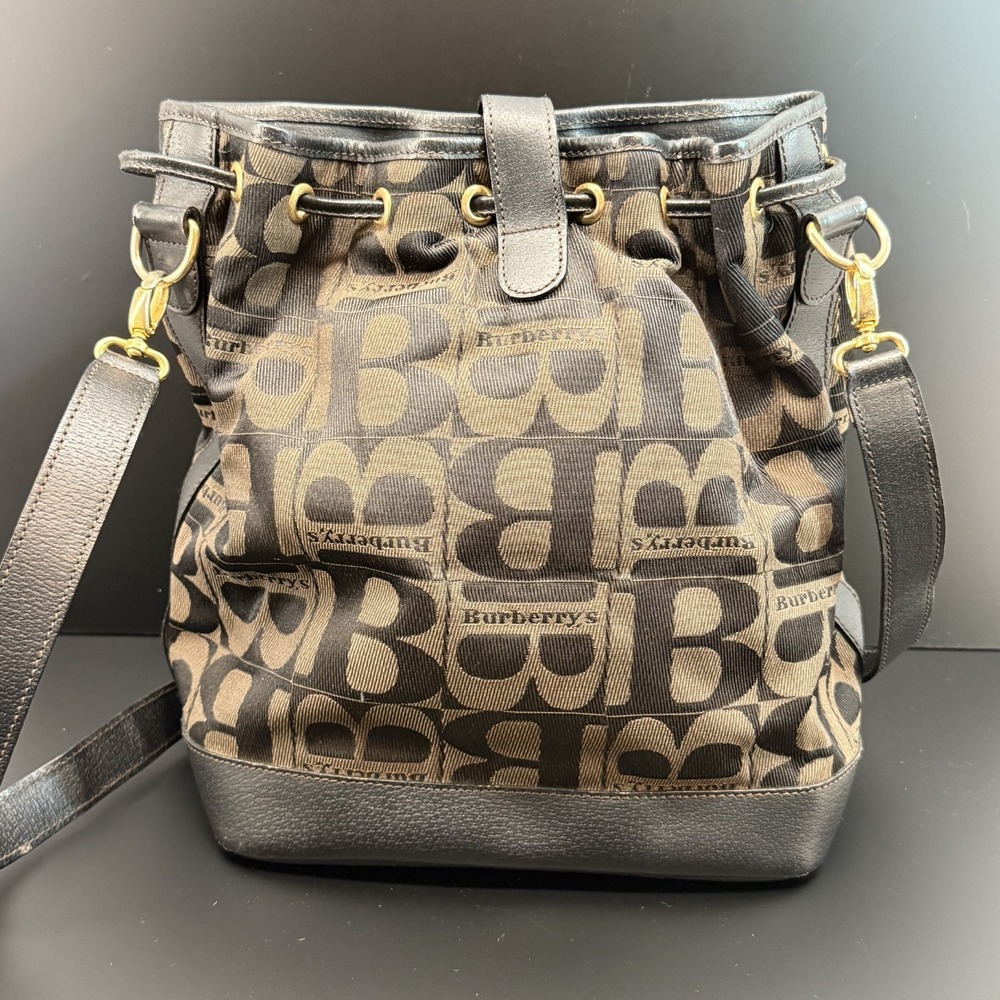 Vintage Burberrys Bucket Bag Drawstring Big B Logo Canvas Black COA Excellent - Picture 4 of 16